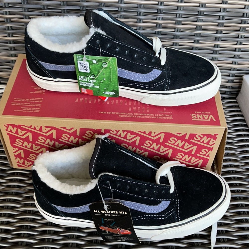 Vans Old Skool Mte Nubuck/Black WMNS” Sherpa Sneakers - Picture 2 of 16